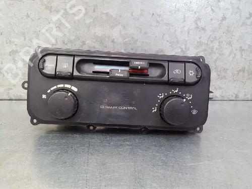 Used Climate control CHRYSLER VOYAGER IV (RG, RS) 2.5 CRD (141 hp) 12686092