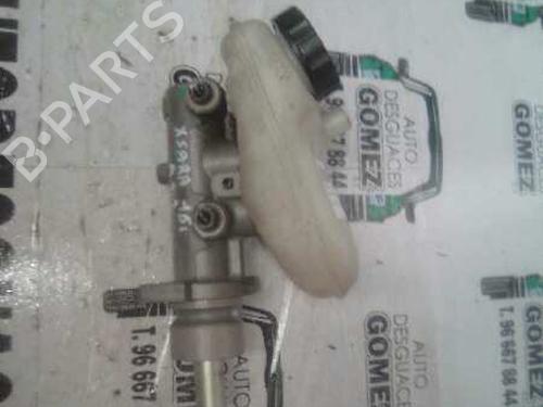 Used Brake master cylinder CITROËN XSARA Coupe (N0) 1.6 16V (109 hp) 12798486