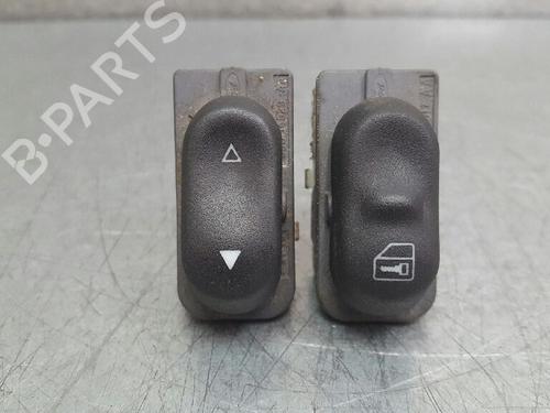 Right front window switch FORD USA WINDSTAR (A3) 3.8 V6 (203 hp) 12857047