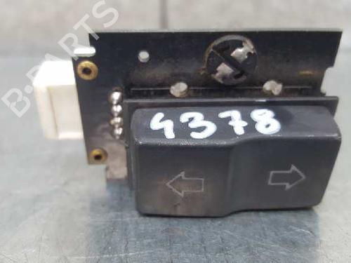 Used Right rear window switch Right rear window switch LAND ROVER RANGE ROVER II (P38A) 2.5 D 4x4 (136 hp) 12705988 12705988