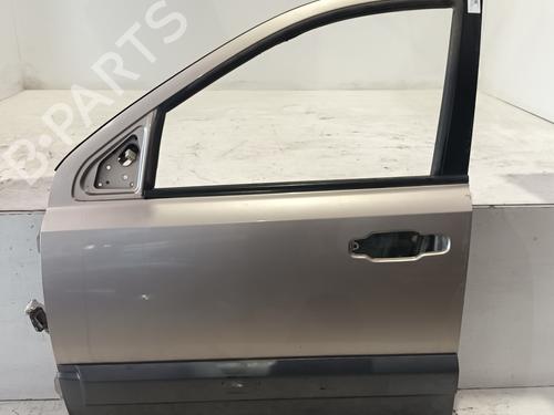Used Left front door KIA SORENTO I (JC) 2.5 CRDi 4WD (140 hp) 16571069