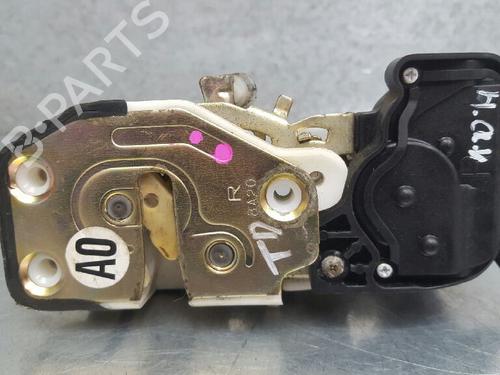 Rear right lock HONDA CR-V I (RD) 2.0 16V 4WD (RD1, RD3) | BP12809895C99 