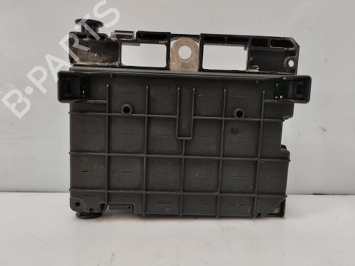 fuse-box-peugeot-307-3ac-2000-2001-2002-2003-2004-2005-2006-2007-2008-2009-2010-2011-2012-34211052 main image