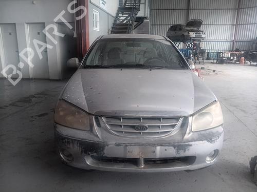 Clutch pedal KIA CERATO I Saloon (LD) 1.6 | BP32188023I13