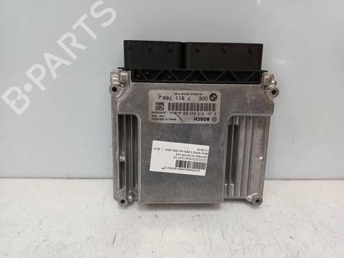 Used Engine control unit (ECU) BMW 5 (E60) 520 d (177 hp) 22567623
