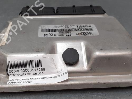 Used Engine control unit (ECU) VW PASSAT B5.5 (3B3) [2000-2005]  12691679