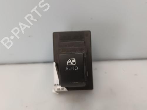 Used Right front window switch KIA CEE'D SW (ED) 1.6 CRDi 115 (115 hp) 30113071