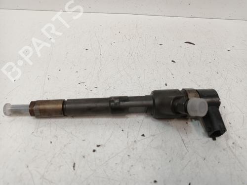 Used Injector FIAT FIORINO Box Body/MPV (225_) 1.3 D Multijet (225BXD1A, 225BXB1A, 225BXB11) (75 hp) 17973485