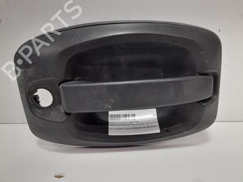 Used Front left exterior door handle FIAT DUCATO Van (250_) 160 Multijet 3,0 D (158 hp) 12790357