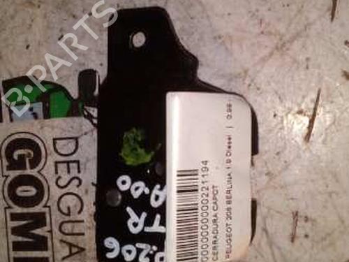 Used Tailgate lock PEUGEOT 206 Hatchback (2A/C) 1.9 D (69 hp) 12747660