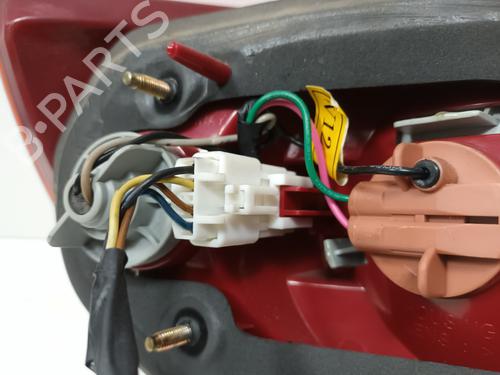 Right taillight HYUNDAI ELANTRA III Saloon (XD) 2.0 CRDi | BP16523392C35 