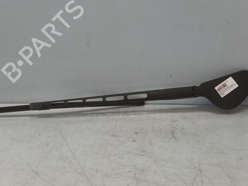 Used Front windshield wiper arm MERCEDES-BENZ C-CLASS (W203) C 180 Kompressor (203.046) (143 hp) 29159101