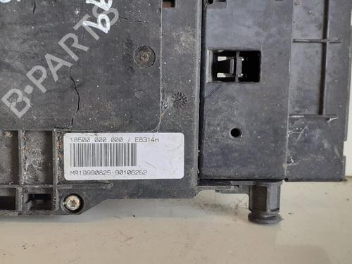 Used Fuse box BMW 3 (E46) 320 i (150 hp) 12691941