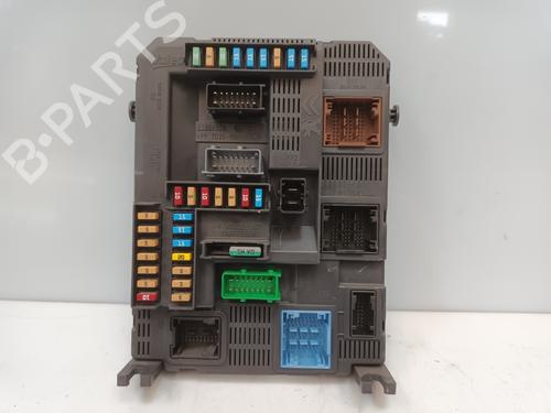 Used Fuse box CITROËN C4 CACTUS 1.6 BlueHDi 100 (99 hp) 19077339