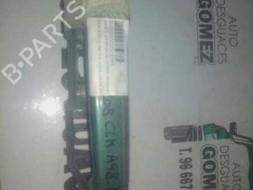 Used Front right exterior door handle MERCEDES-BENZ CLK (C208) CLK 200 (208.335) (136 hp) 12795770