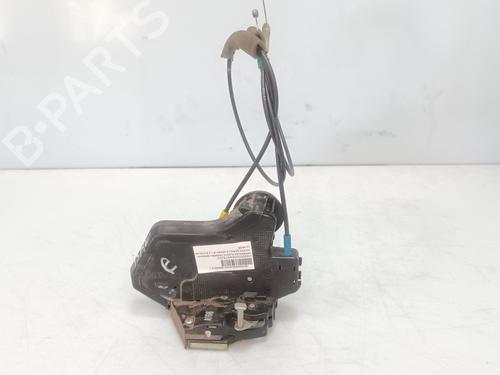 Serratura posteriore destra TOYOTA COROLLA Verso (ZER_, ZZE12_, R1_) 2.2 D-4D (AUR10_, AUR10R) (136 hp) 31651590