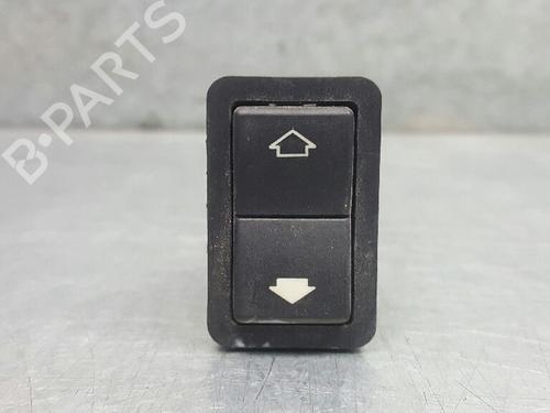 Højre bagtil elrude kontakt Højre bagtil elrude kontakt BMW 7 (E38) 730 d (184 hp) 12719442 12719442