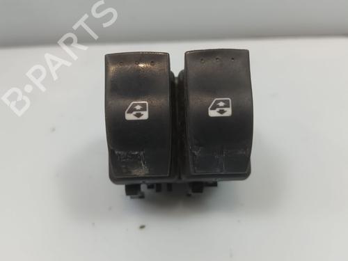 left-front-window-switch-renault-clio-ii-bb_-cb_-1998-1999-2000-2001-2002-2003-2004-2005-2006-2007-2008-2009-2010-2011-2012-2013-2014-2015-2016-32397195 main image