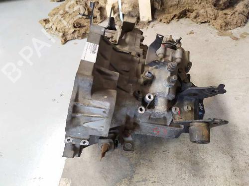 Gearbox TOYOTA AVENSIS Saloon (_T25_) 2.0 VVT-i (AZT250_, AZT250R) | BP12767415M3 