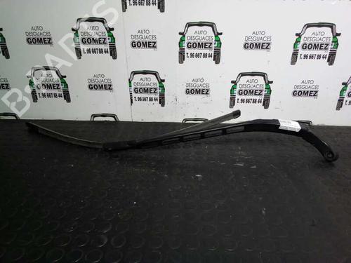 Used Front windshield wiper arm SEAT ALTEA (5P1) [2004-2015]  12798436