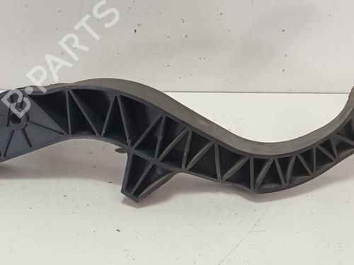 Used Clutch pedal FORD FIESTA V (JH_, JD_) 1.4 TDCi (68 hp) 13090803