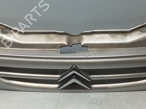 Used Grille CITROËN BERLINGO / BERLINGO FIRST MPV (MF_, GJK_, GFK_) 1.9 D (MFWJZ) (70 hp) 30275880