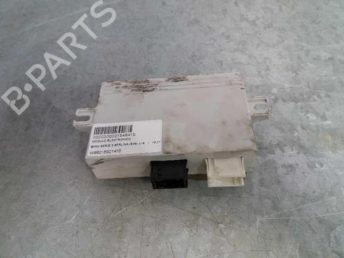 Used Electronic module BMW 3 (E46) 318 i (143 hp) 12712237