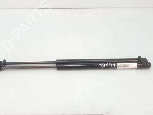 Used Tailgate lift support CITROËN C3 I (FC_, FN_) 1.1 i (60 hp) 31652971