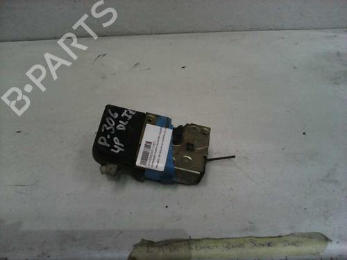 Used Front left lock PEUGEOT 306 (7B, N3, N5) 1.4 SL (75 hp) 12692086