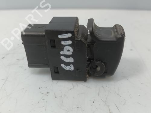 Right front window switch KIA SORENTO I (JC) 2.5 CRDi 4WD | BP20979089I26 