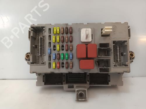 Used Fuse box LANCIA DELTA III (844_) 1.6 D Multijet (844.AXC11, 844.AXC1A) (120 hp) 31156378