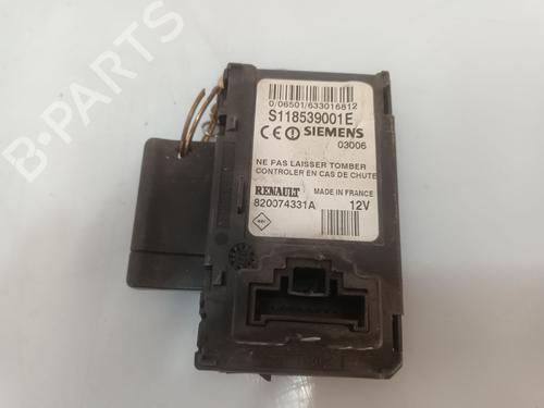 Elektronisk modul RENAULT MEGANE II (BM0/1_, CM0/1_) 1.6 16V (BM0C, CM0C) | BP30884686M83