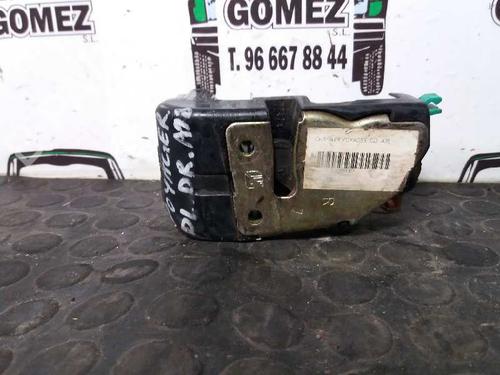 Front right lock CHRYSLER VOYAGER / GRAND VOYAGER III (GS_, NS_) 2.5 TD | BP12692362C97 