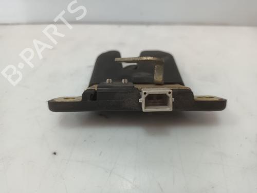 Zamek klapy tylnej / bagażnika AUDI A4 B5 (8D2) 1.9 TDI | BP29825944C101