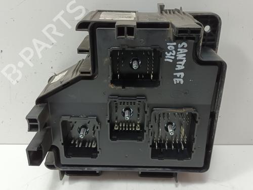 Fuse box HYUNDAI SANTA FÉ II (CM) 2.2 CRDi GLS | BP16784875E1 
