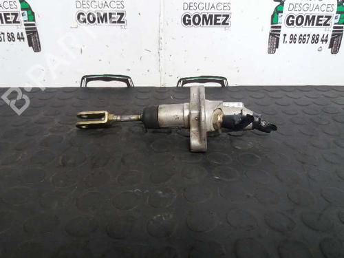 Used Clutch slave cylinder NISSAN PRIMERA Hatchback (P11) 2.0 TD (90 hp) 13966302