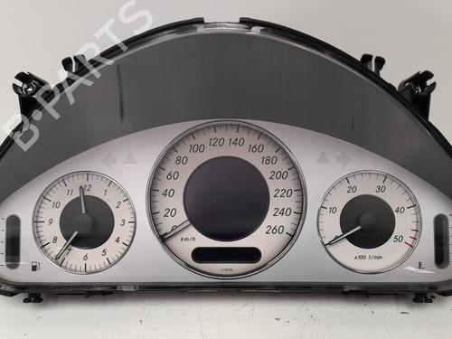 Used Instrument cluster MERCEDES-BENZ E-CLASS (W211) E 320 CDI (211.026) (204 hp) 12778740