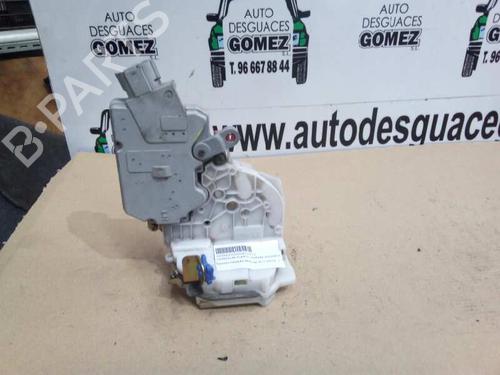 Used Rear left lock NISSAN PRIMERA Hatchback (P11) 1.8 16V (114 hp) 12800016