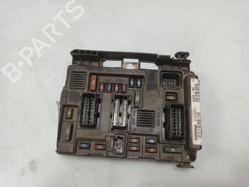 Used Fuse box CITROËN C5 II (RC_) 2.2 HDi (RC4HXE) (133 hp) 27696572