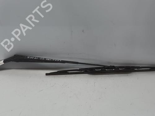 Used Front windshield wiper arm KIA CARNIVAL II (GQ) [1999-2007]  21200955