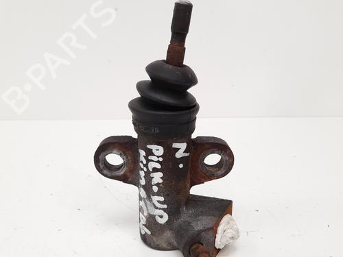 Used Clutch slave cylinder NISSAN PICK UP (D21) 2.5 D 4WD (75 hp) 13979403