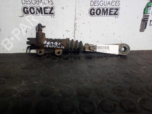 Used Clutch slave cylinder HYUNDAI COUPE II (GK) 1.6 16V (105 hp) 13966723