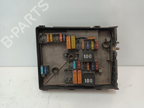 Used Fuse box SKODA YETI (5L) 1.2 TSI (105 hp) 20212815