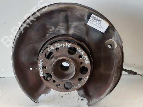 Used Right rear steering knuckle MERCEDES-BENZ CLK Convertible (A208) CLK 320 (208.465) (218 hp) 12746661