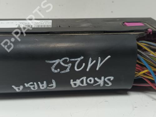 Used Fuse box SKODA FABIA II (542) 1.4 TDI (70 hp) 16533868