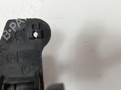 Front left exterior door handle RENAULT TWINGO I (C06_) 1.2 (C066, C068) | BP16827833C128 