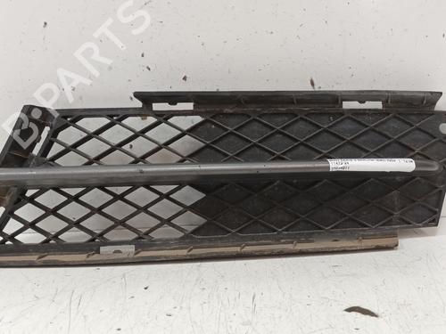 Used Grille BMW 3 (E90) 320 d (163 hp) 17640177