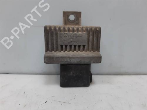 Used Electronic module Electronic module RENAULT TRAFIC II Bus (JL) 1.9 dCI 100 (JL0C, JL0K) (101 hp) 40185765 40185765