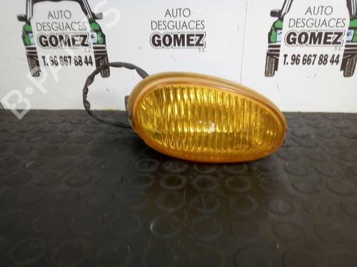 Used Right front fog light HYUNDAI ACCENT I (X-3) 1.5 i 16V (99 hp) 12805982