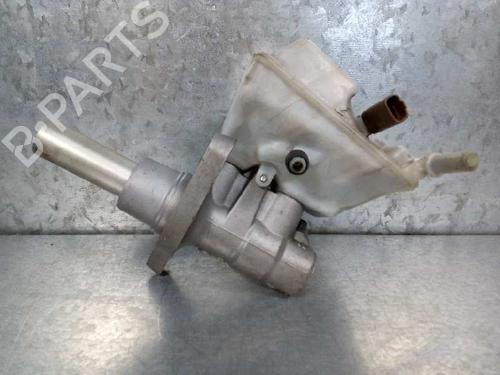 Used Brake master cylinder PEUGEOT 3008 I MPV (0U_) 1.6 HDi (109 hp) 12700487